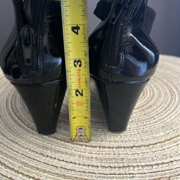 Ellen Tracy Black Patent sandals heels open toe sz 8 - Picture 5 of 11